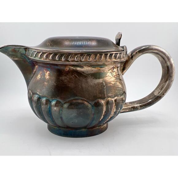 Silver Plated Creamer Scalloped Vintage Patina Barton - Picture 1 of 10